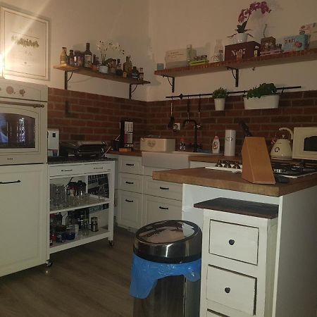 Apartmán Karlovy Vary Appartamento Esterno foto